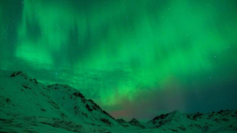 Where can I see the Northern Lights? What’s the best way to photograph the Northern Lights? 18 states in the United States